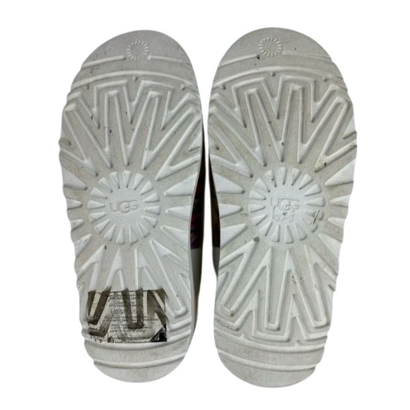 Ugg Women's Classic Clear Mini Pixelate Boot Size 5 - Picture 11 of 16